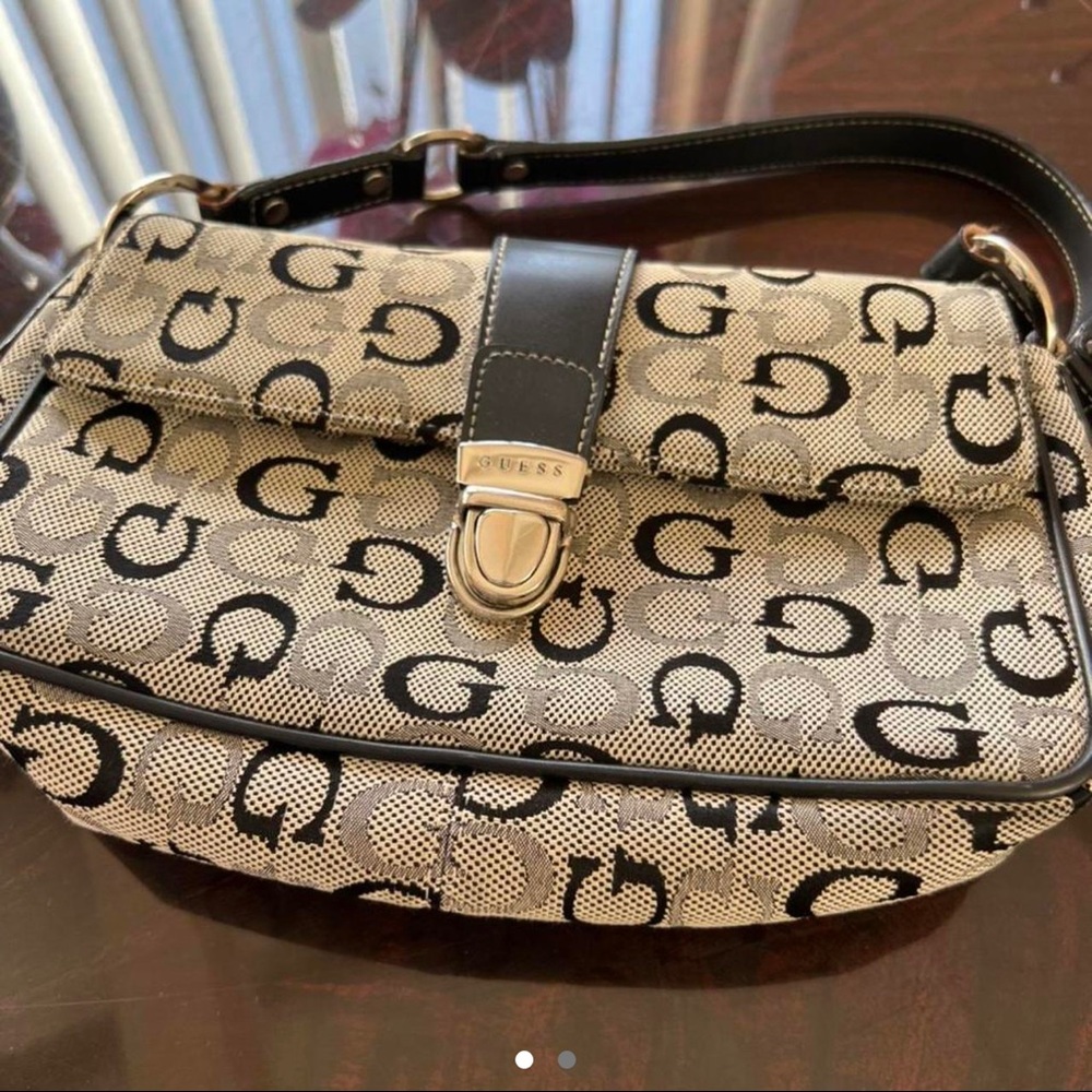 Guess Vintage Y2K bag